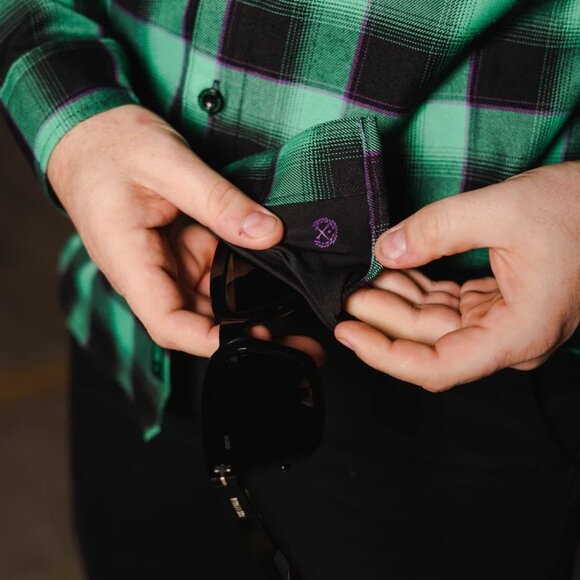 DIXXON Flannel x CALEB FRANCIS "GRIZZLY PUNCHER" Collab Flannel Shirt- Men's M - Picture 7 of 11